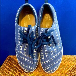 TOMS Del Ray Canvas Lace-Up Sneakers